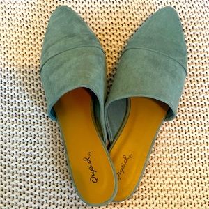 Green Flats- Size 9